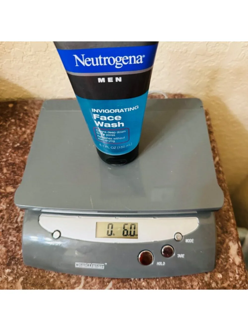 Neutrogena Men Invigorating Face Wash 5.1oz Rare Discontinued